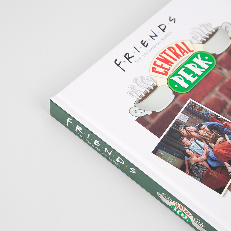 Friends · The Official Central Perk Cookbook (Kara Michelson)